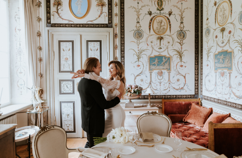 LICZBA KELNERÓW NA WESELU